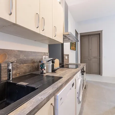 Guestready - Beautiful Flat, Central Bordeaux דירה *