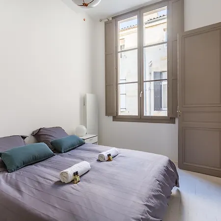 Guestready - Beautiful Flat, Central Bordeaux דירה *